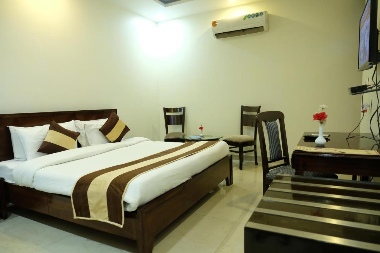 Black Mango Resort Kala Amb Экстерьер фото