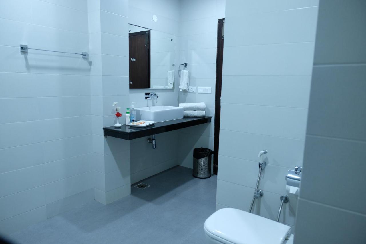 Black Mango Resort Kala Amb Экстерьер фото