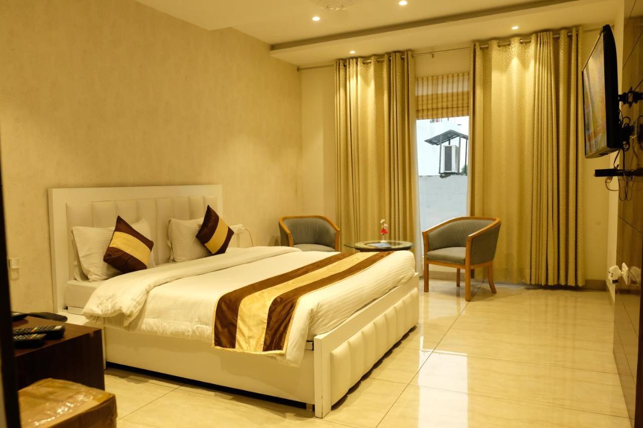 Black Mango Resort Kala Amb Экстерьер фото