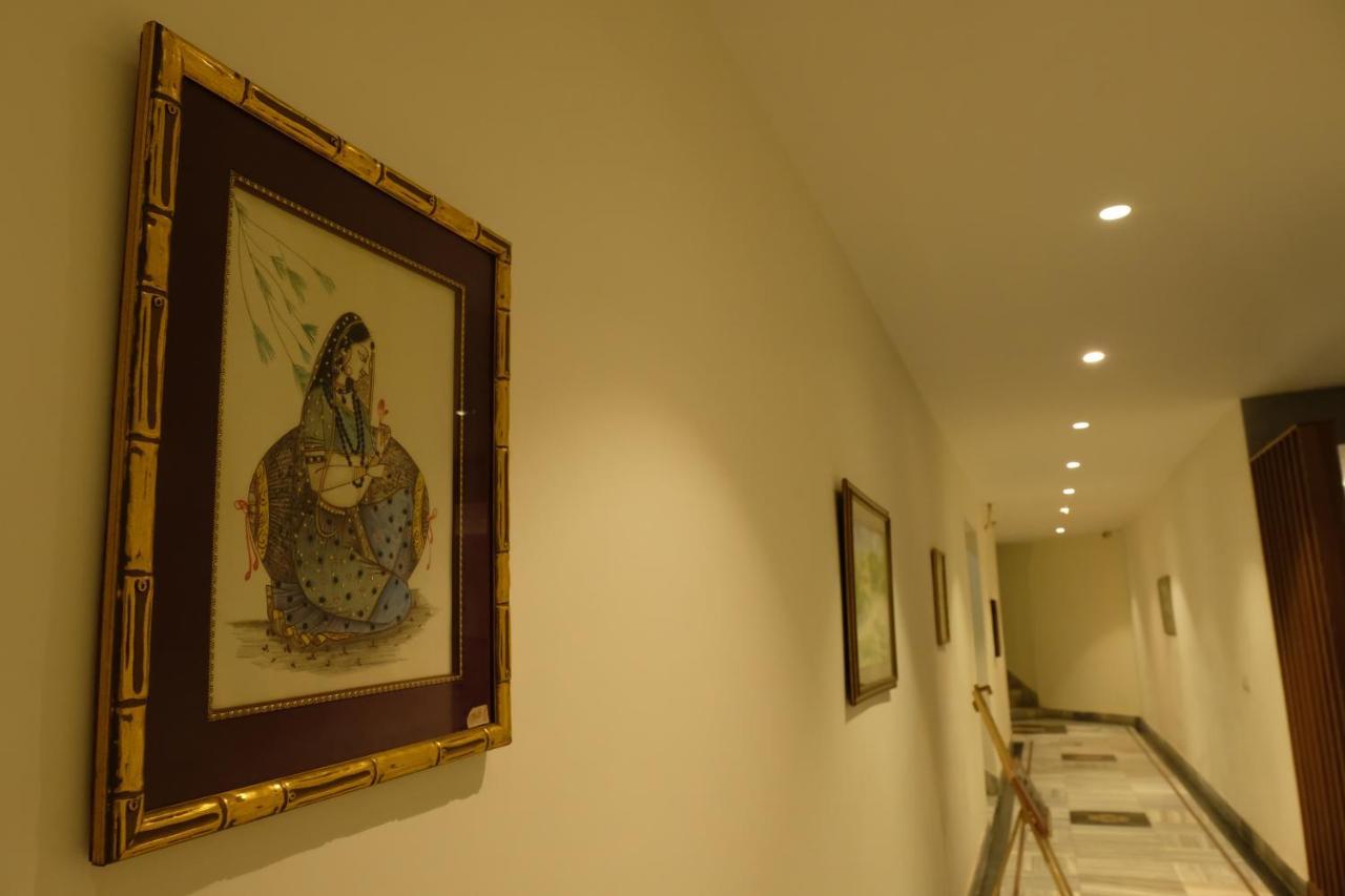 Black Mango Resort Kala Amb Экстерьер фото